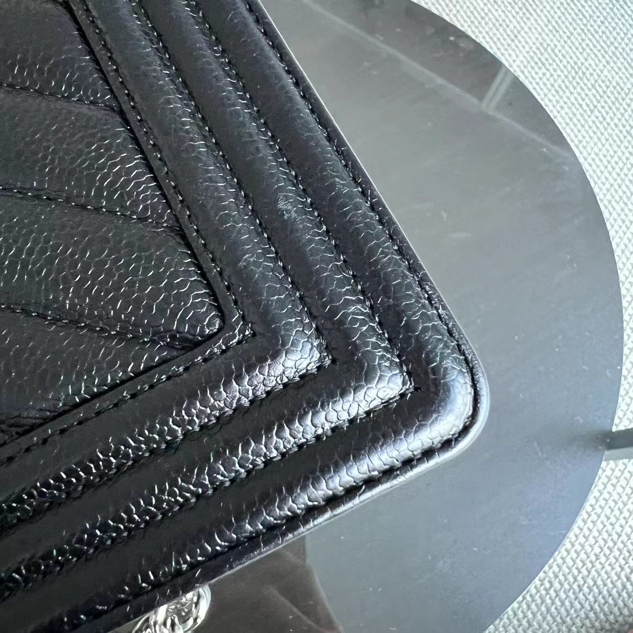 *2020 Receipt* Caviar Old Medium 25CM Chevron Black Silver Hardware Series 29