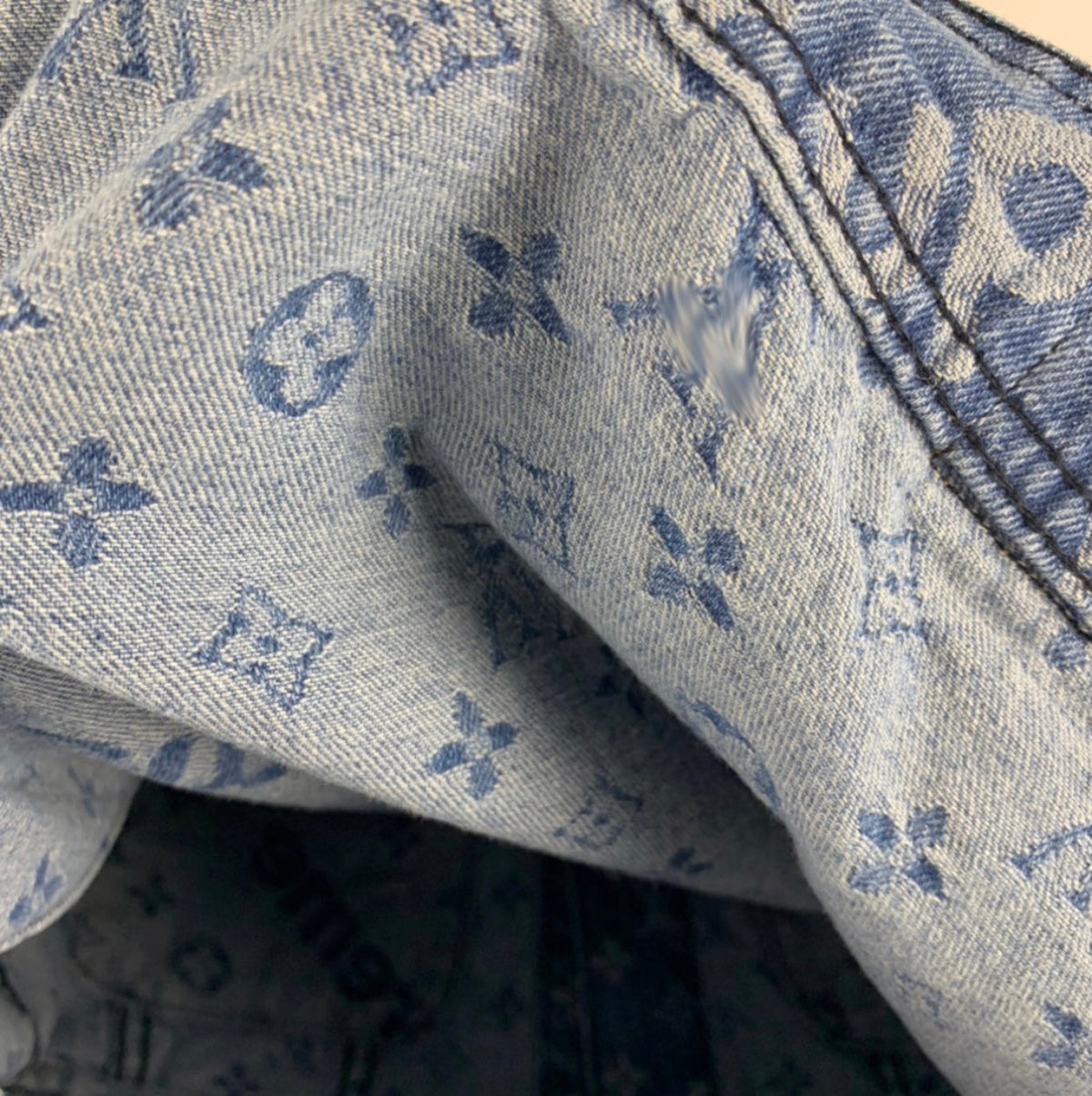 CLTH022  XS/S/M/L