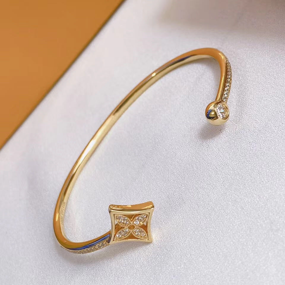 JW077
