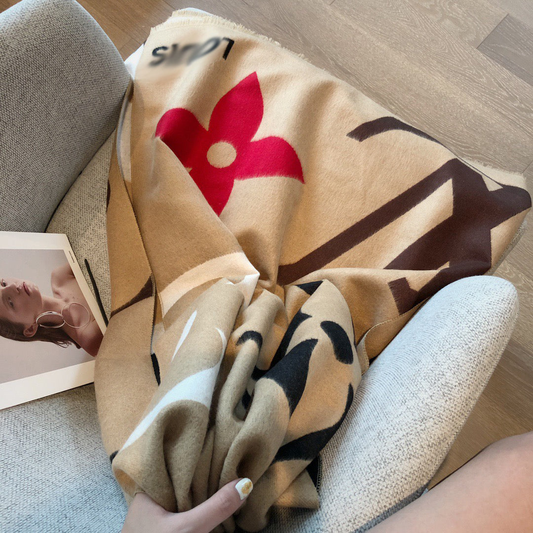 CLTH052 Mink Wool 180x65cm