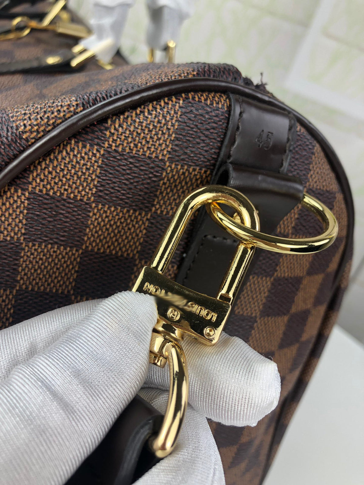 LB221  Keepall 45:17.7x10.6x7.9inch   Keepall 50:19.7x11.4x9.1inch   Keepall 55:21.7x12.2x10.2inch