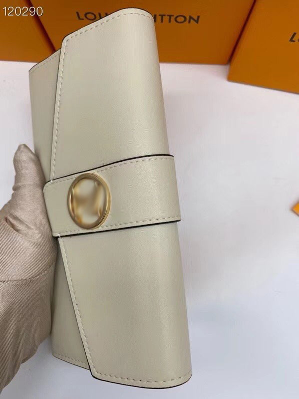 LB225   4.7x3.5x1inch
