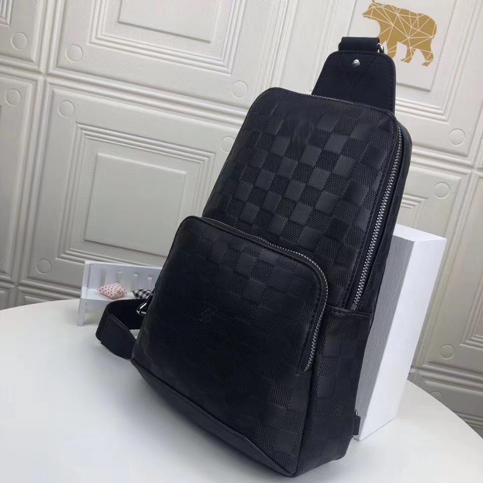 LB284 7.9x12.2x3.9inch