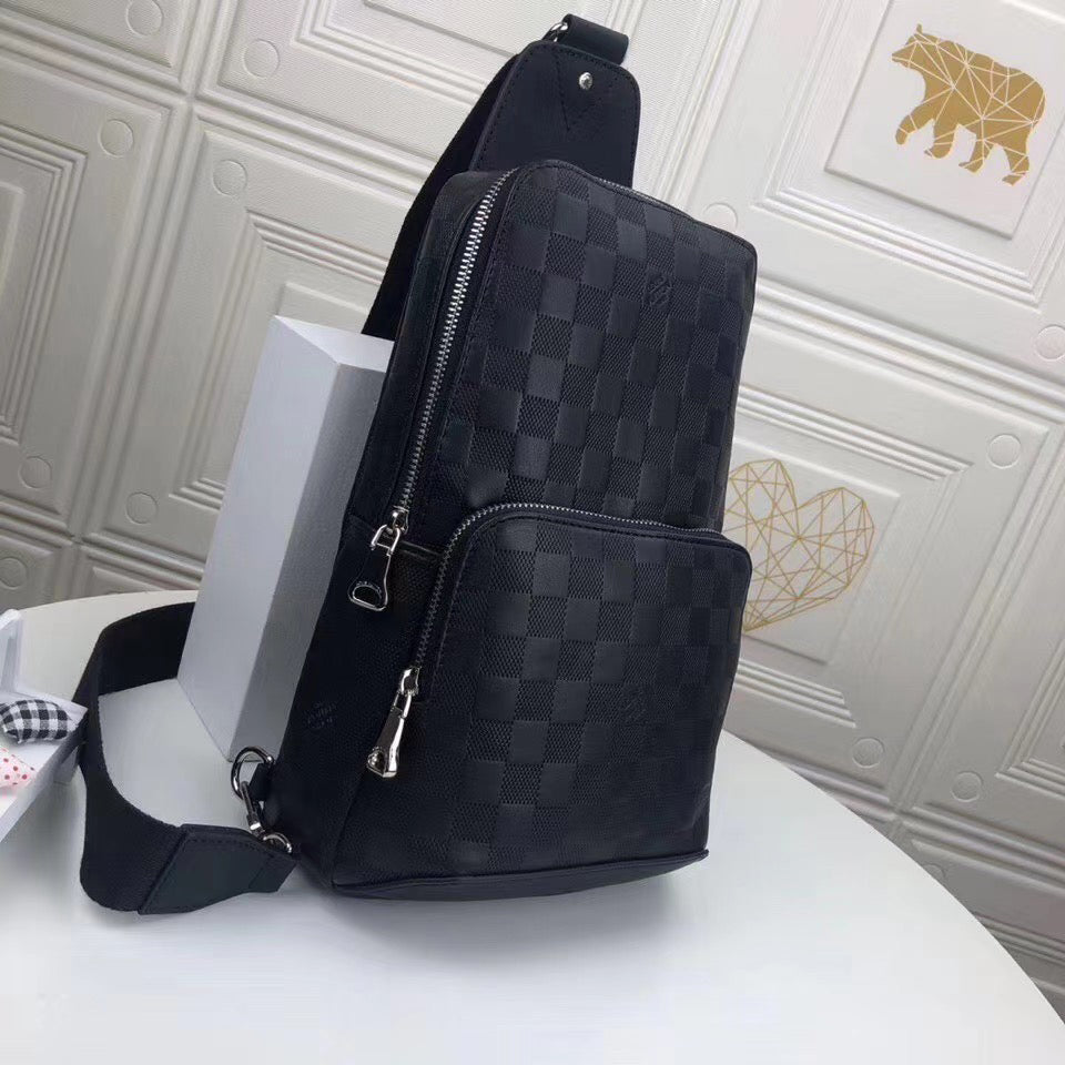 LB284 7.9x12.2x3.9inch