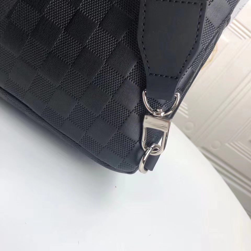 LB284 7.9x12.2x3.9inch