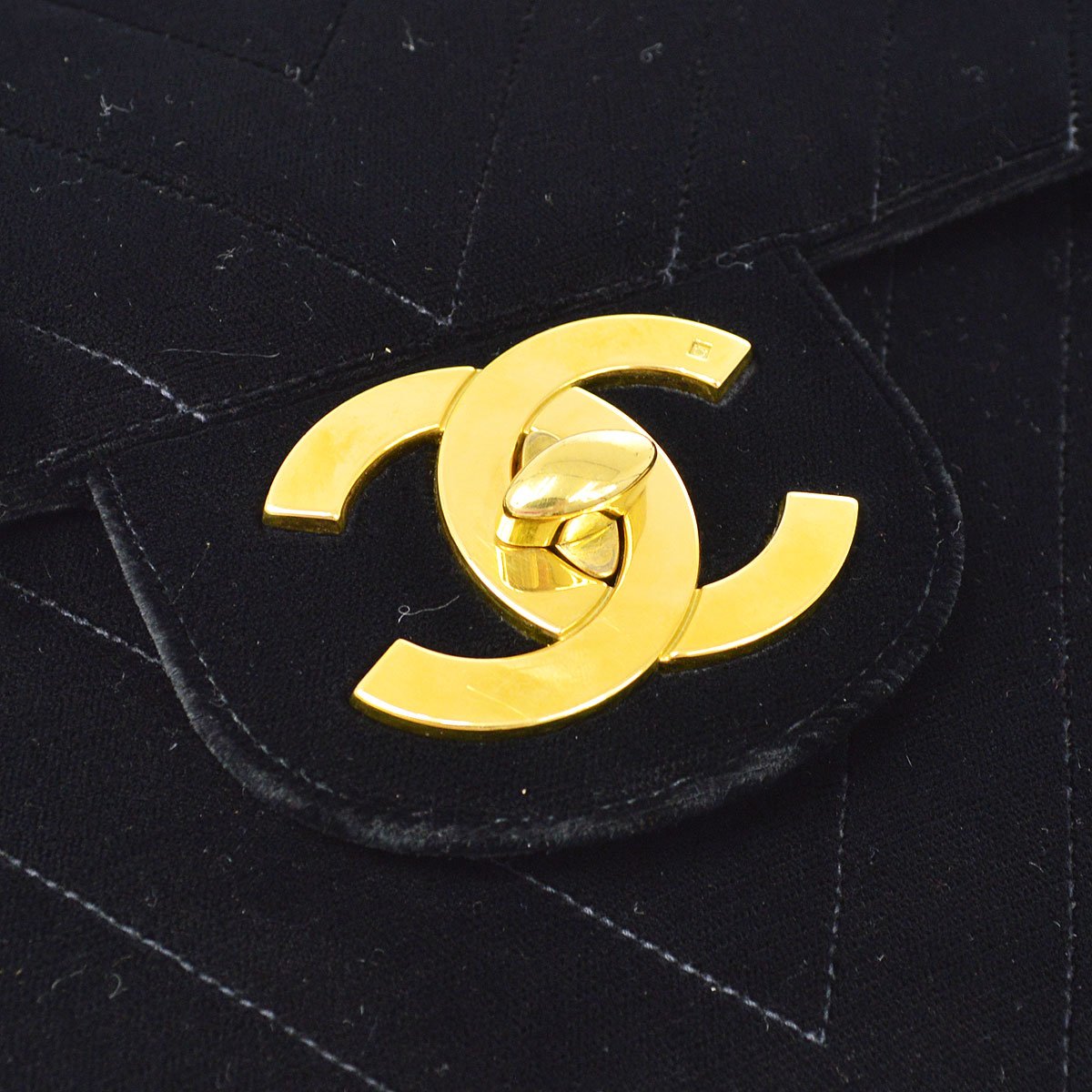Chanel★ 1991-1994 Chevron Classic Flap Maxi Black Velvet AK37942e