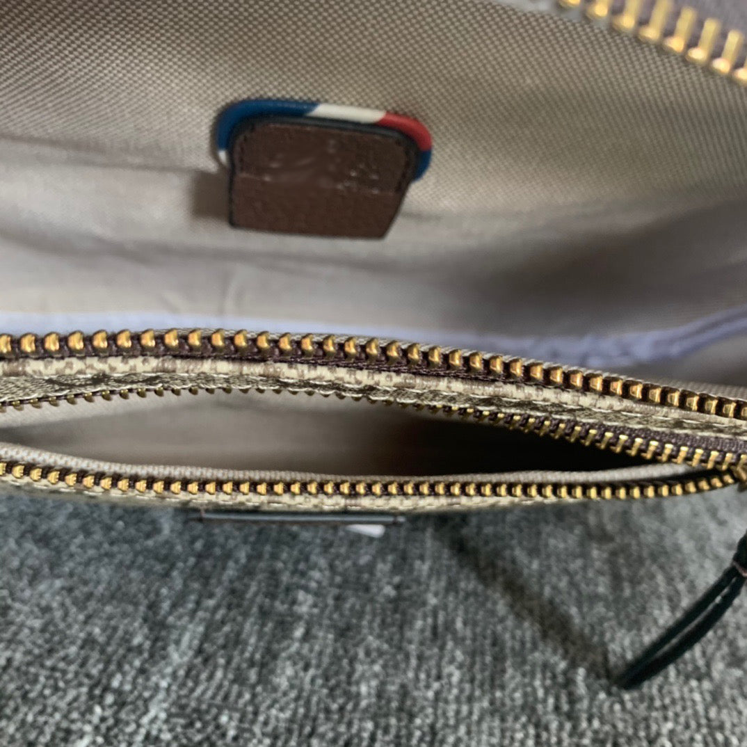 GC270  11x7.1x3.2inch