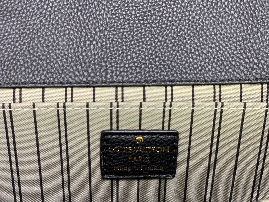 LB468  9.8x7.5x2.8inch