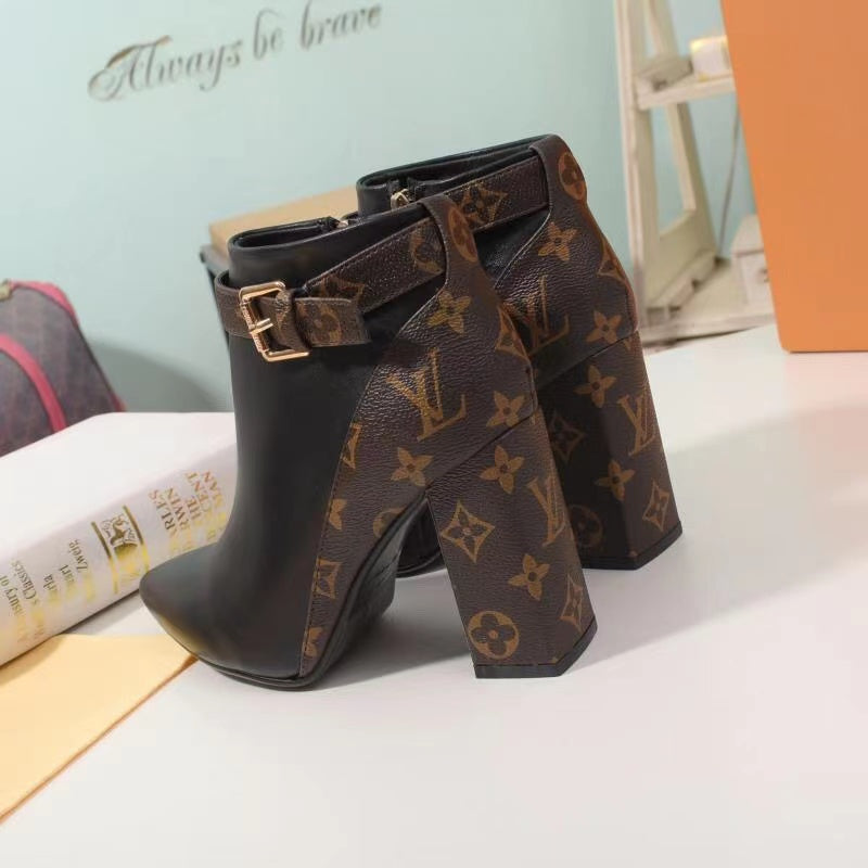 SE538 Size5-11   Heels:9.5cm Material: Cowhide  Lining: Sheep skin Sole: Rubber leather