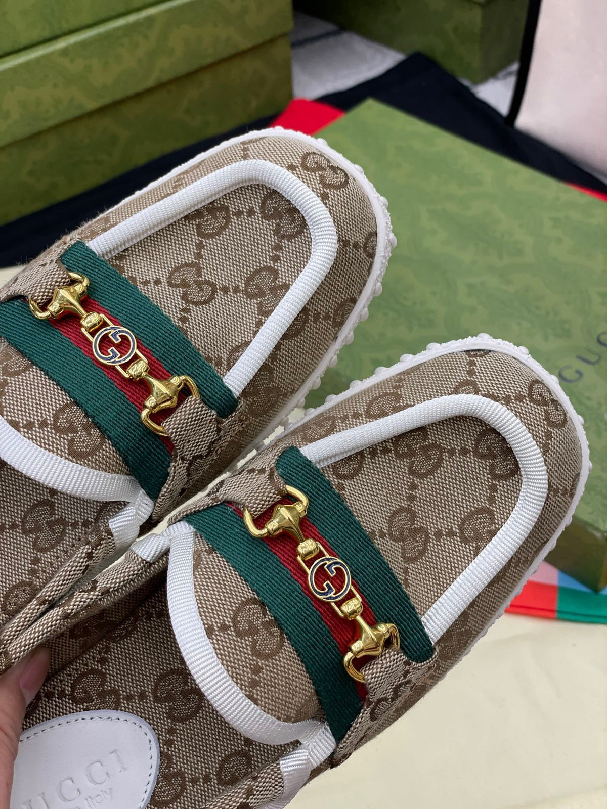 SE565  Size 4-9