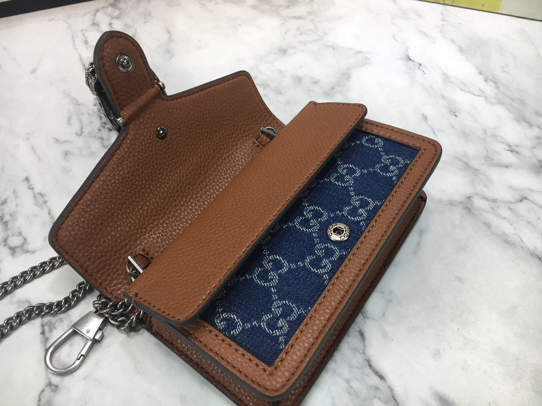 GC315  Mini:6.5x3.9x1.8inch   Small:7.9x6.1x2inch   Medium:11x6.7x3.5inch