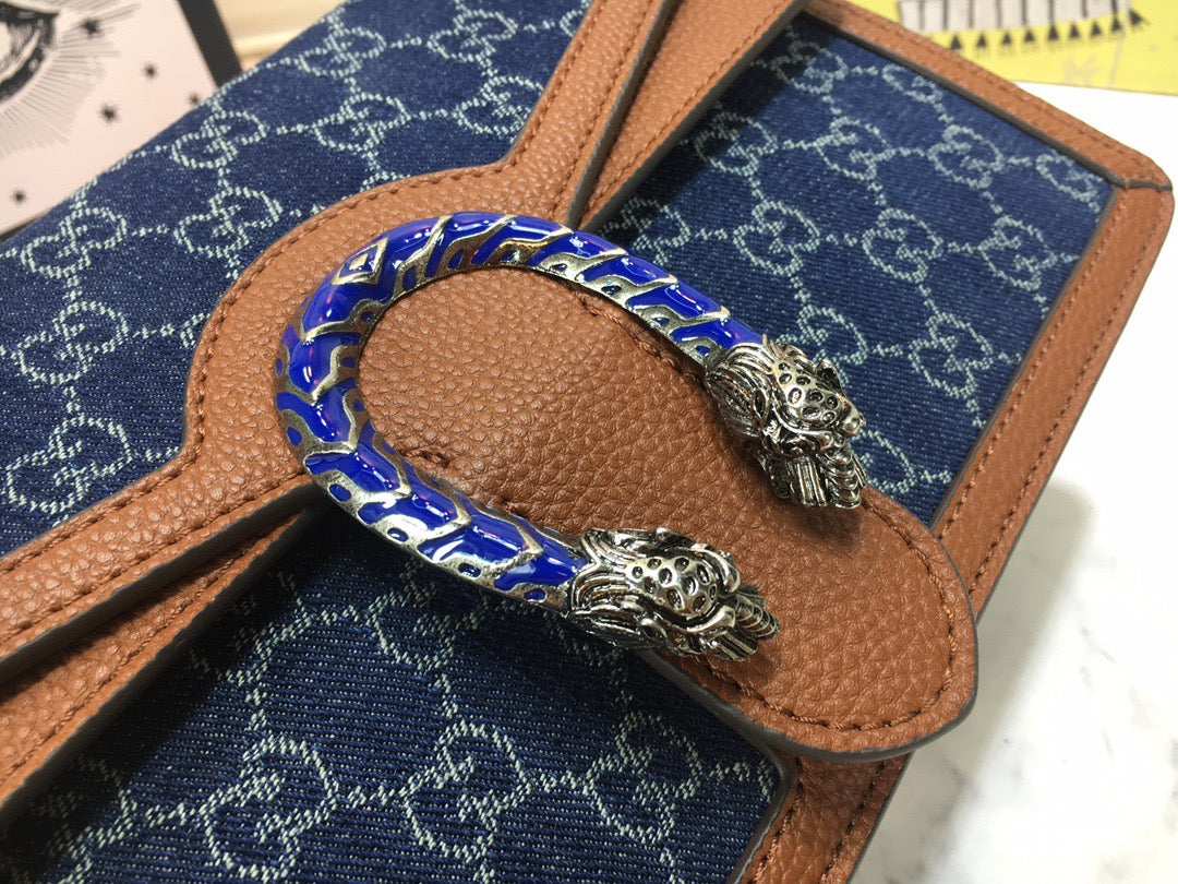 GC317   Medium:11x6.7x3.5inch