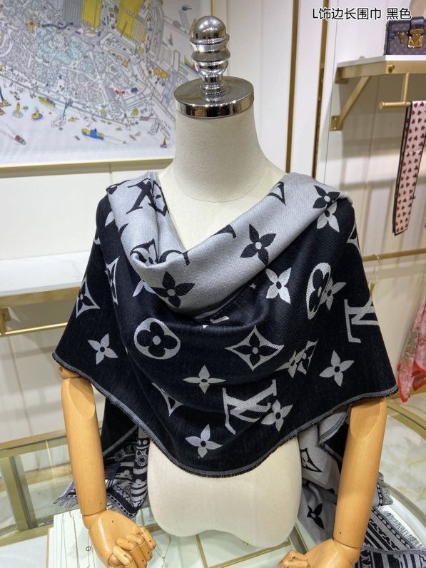CLTH188  70%Wool, 30% Pure Silk 70x200cm