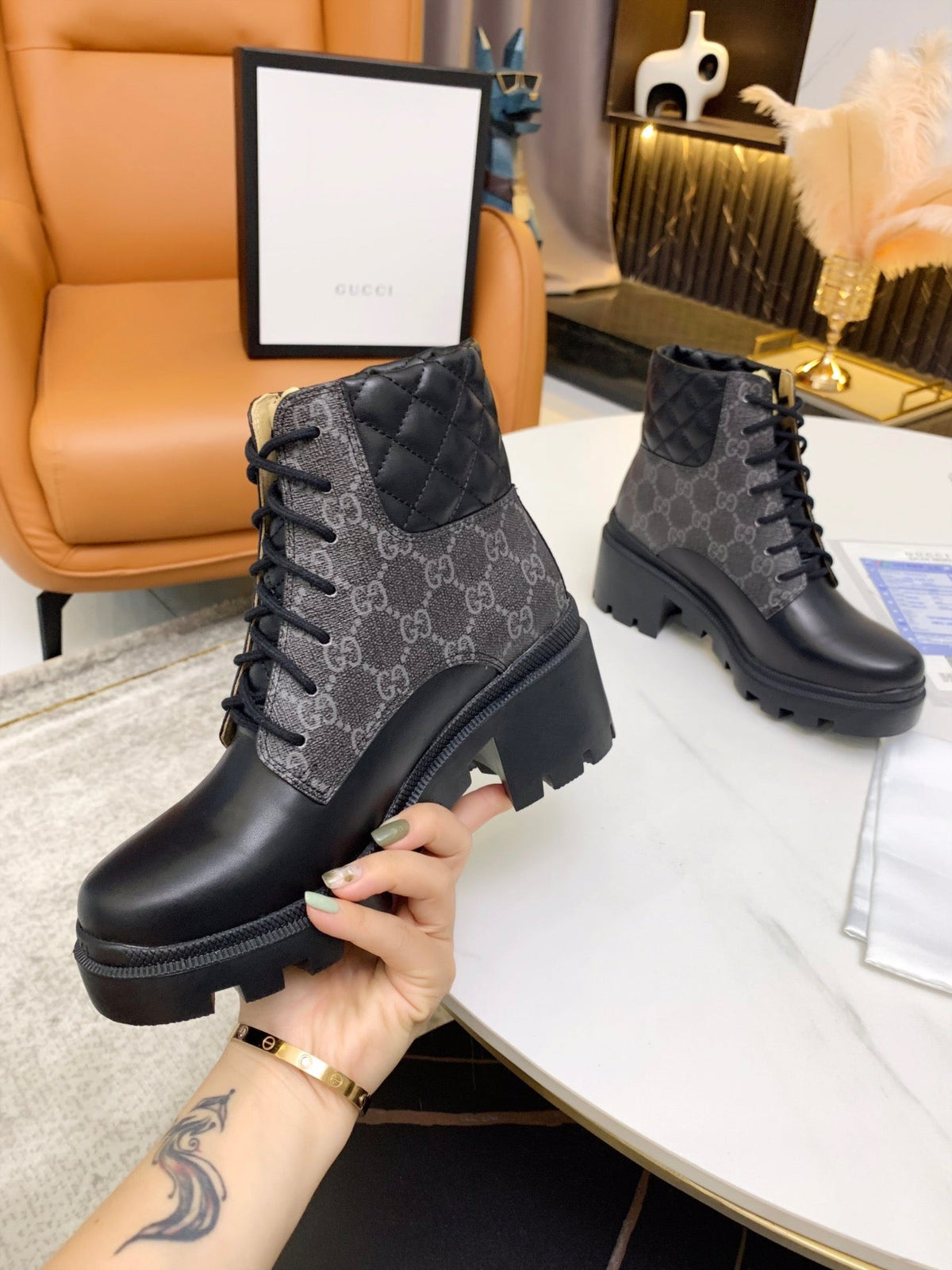 SE675  Size 4-11   Heels:6cm Material: Cowhide  Lining: Cowhide Sole: Rubber