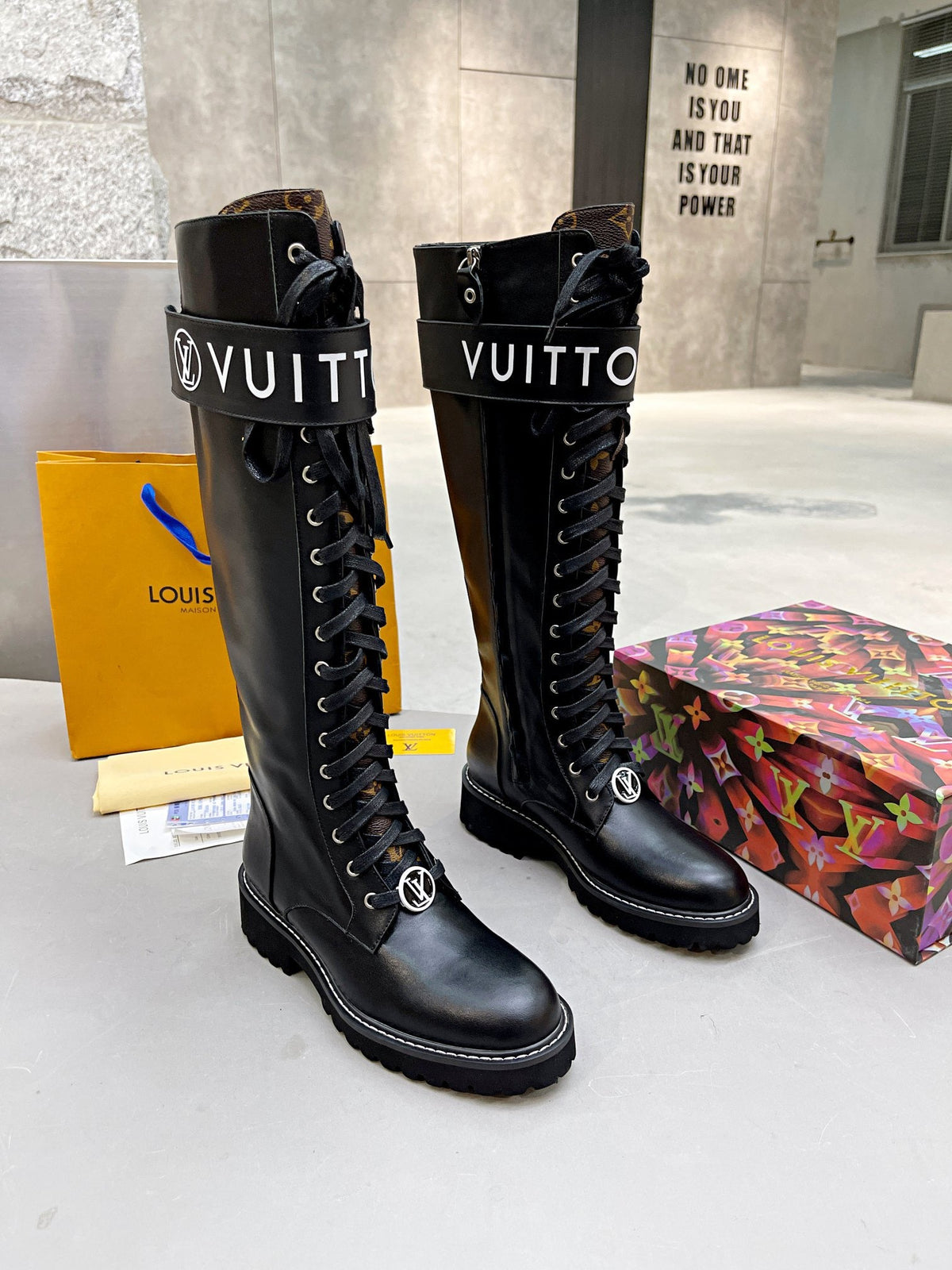SE689  Size 5-11