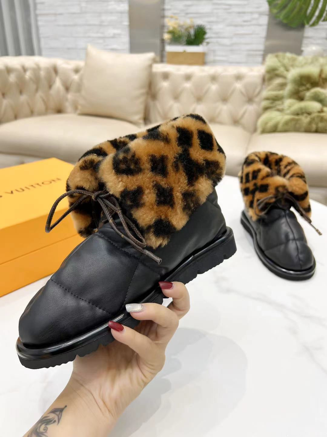 SE694  Size 5-12