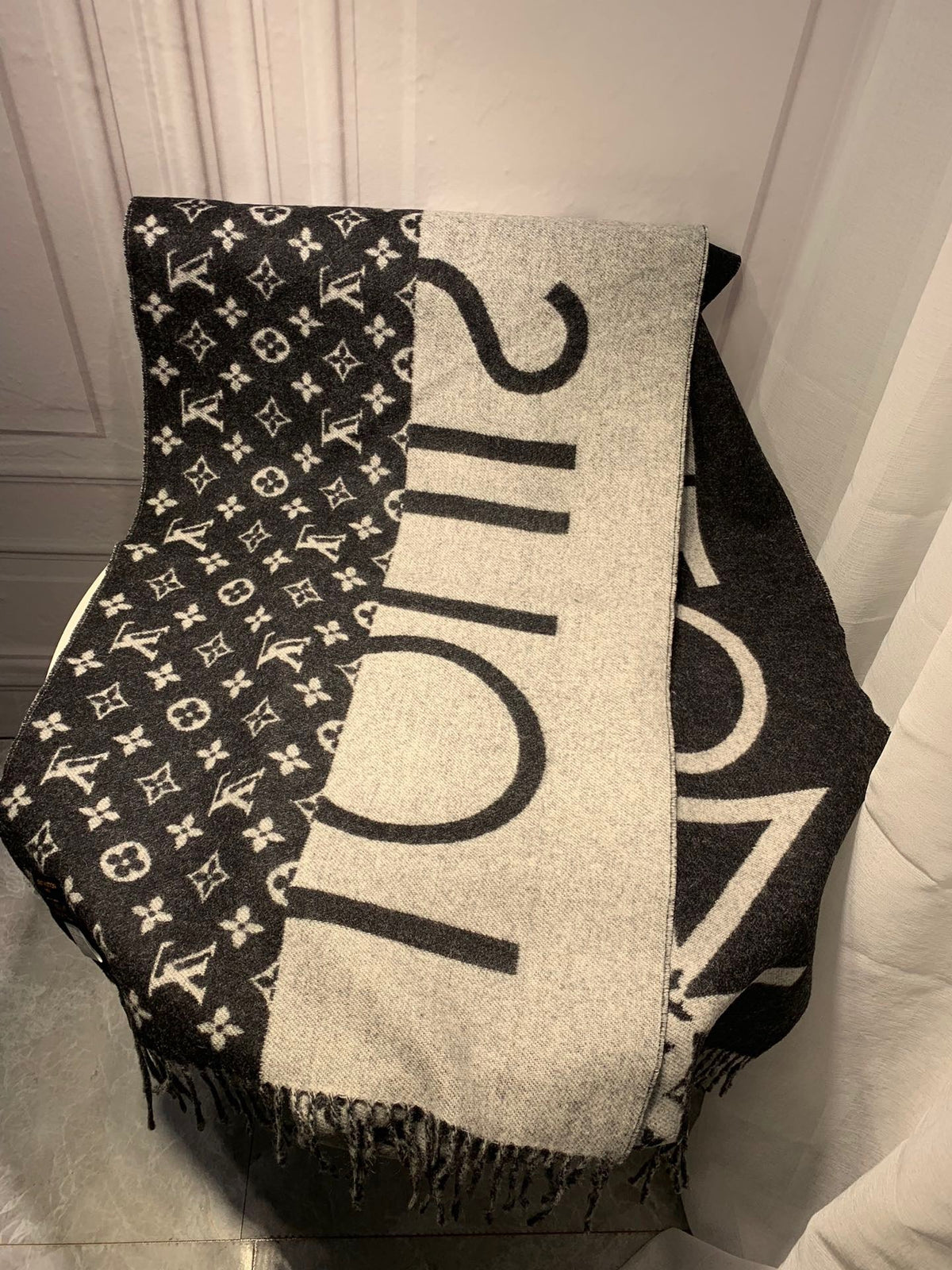 CLTH205   100%Cashmere   45x210cm