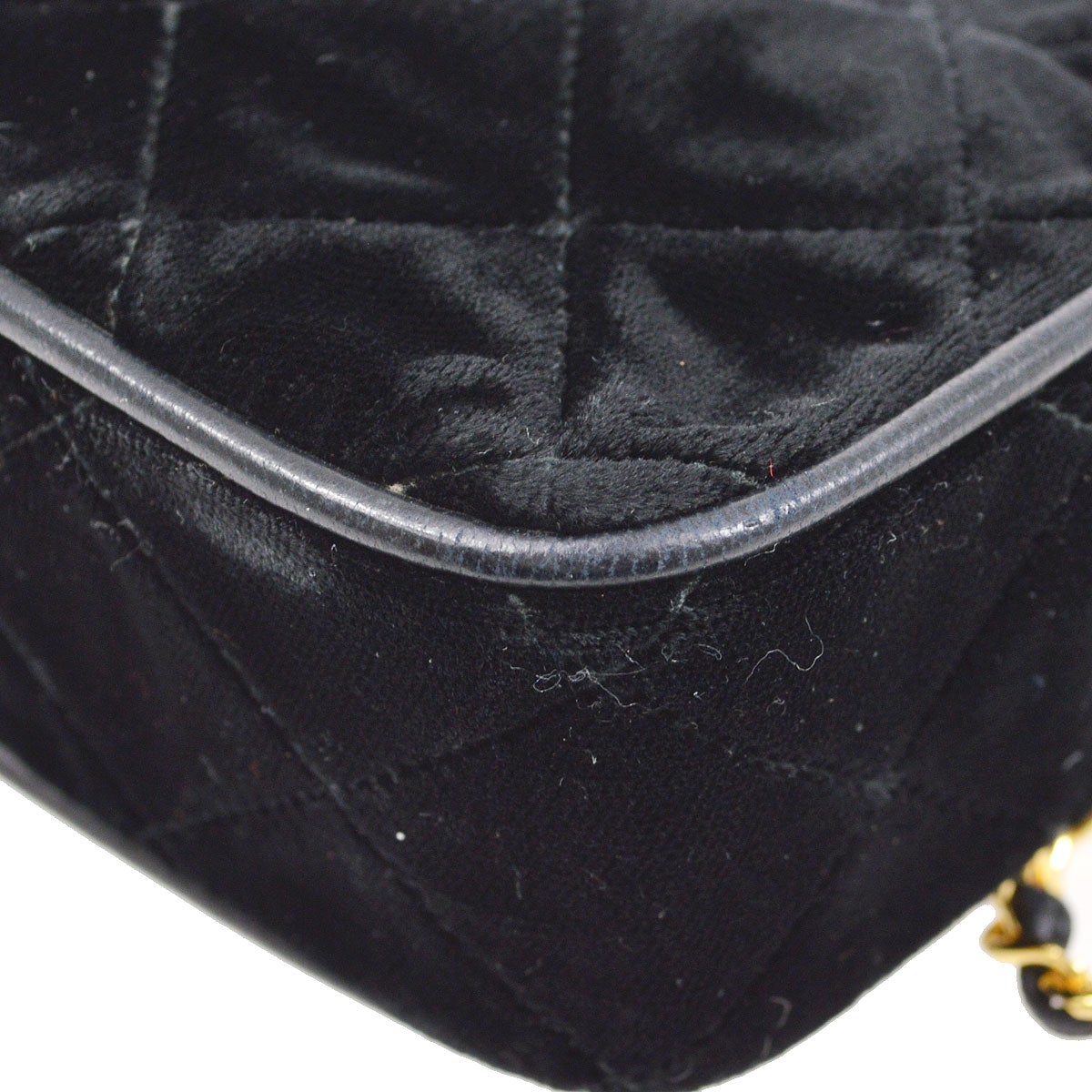 CHANEL 1991-1994 Black Velvet Camera Bag Mini 22006