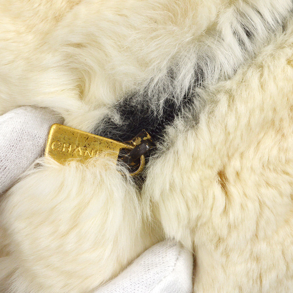 CHANEL Hand Warmer Chain Shoulder Bag Ivory Fur 13684