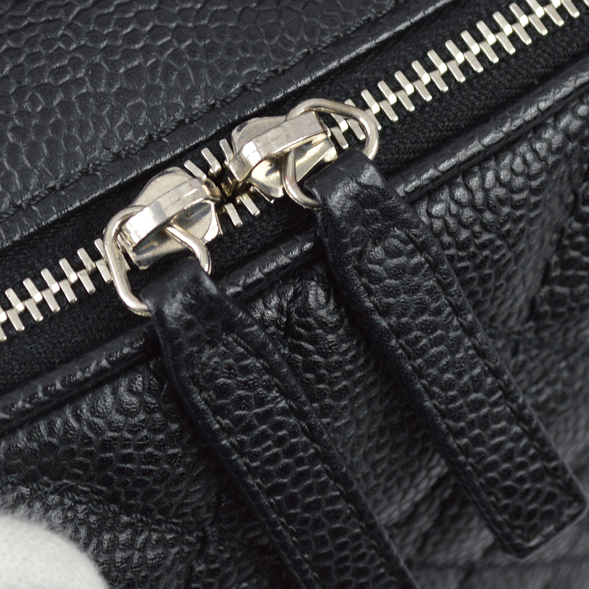Chanel 1989-1991 Black Caviar Shoulder Bag