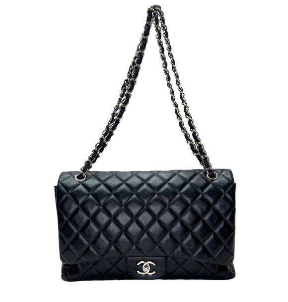 Classic Flap Maxi Black Shoulder Bag in Lambskin, Silver hardware