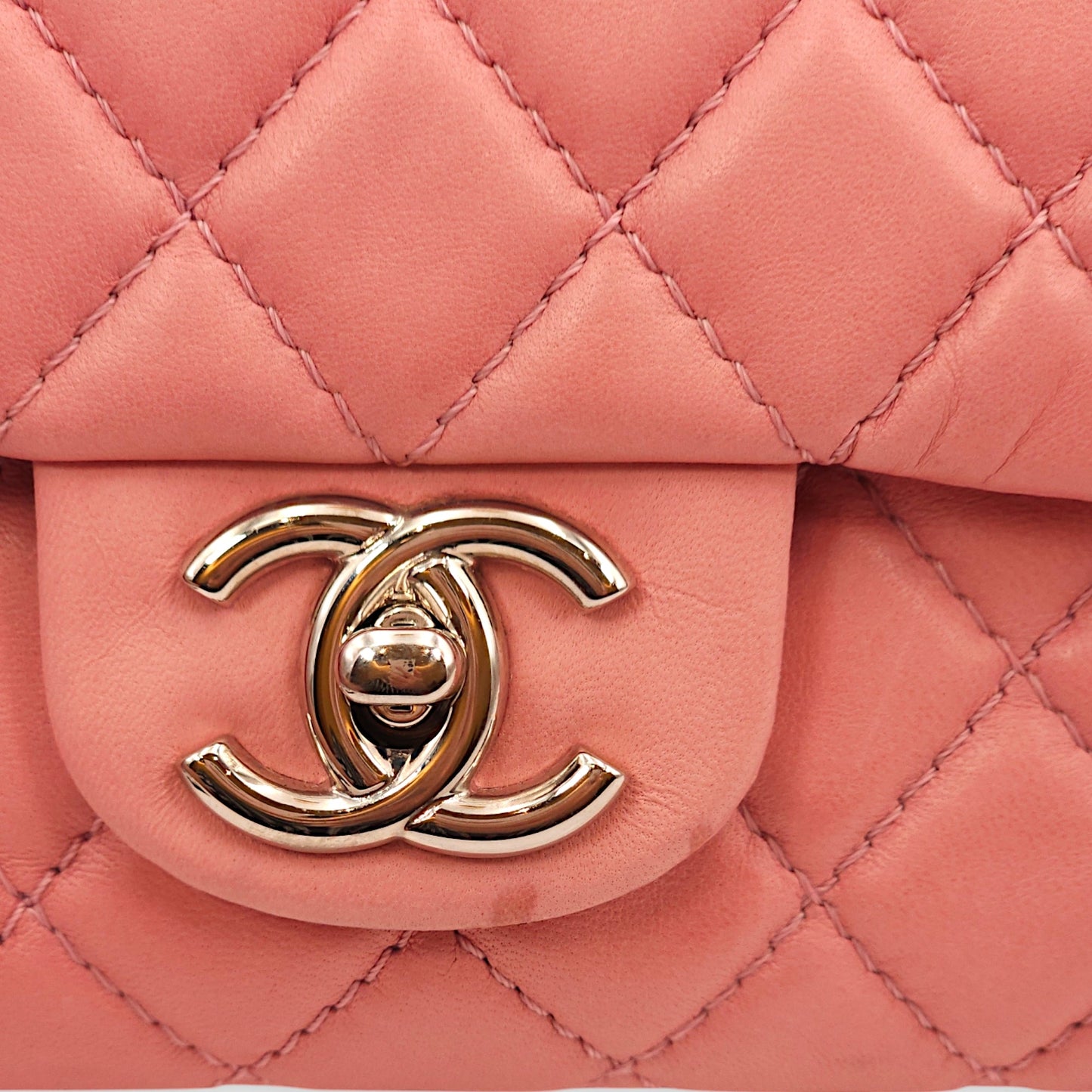 Classic Double Flap Pink Shoulder Bag in Lambskin, Silver hardware