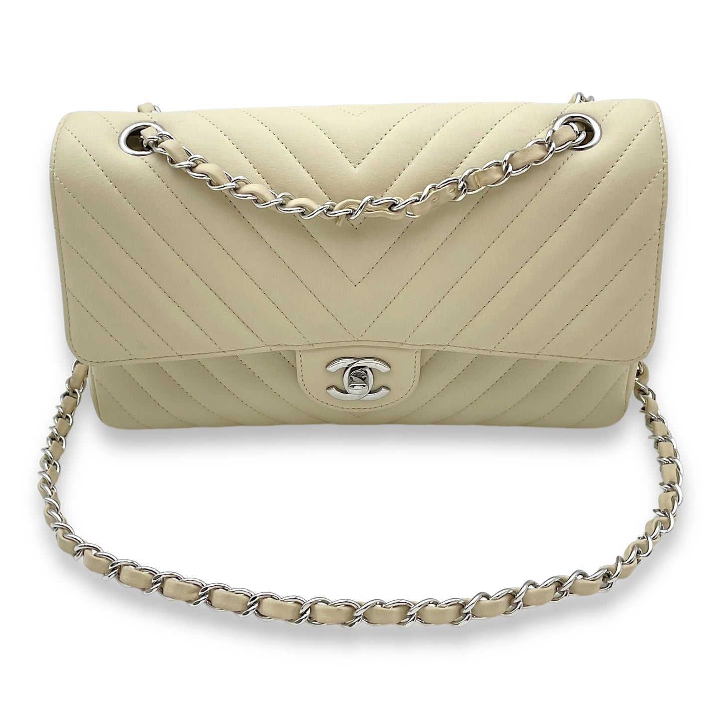 Chevron Classic Double Flap Medium Cream Shoulder Bag in Lambskin, Palladium hardware