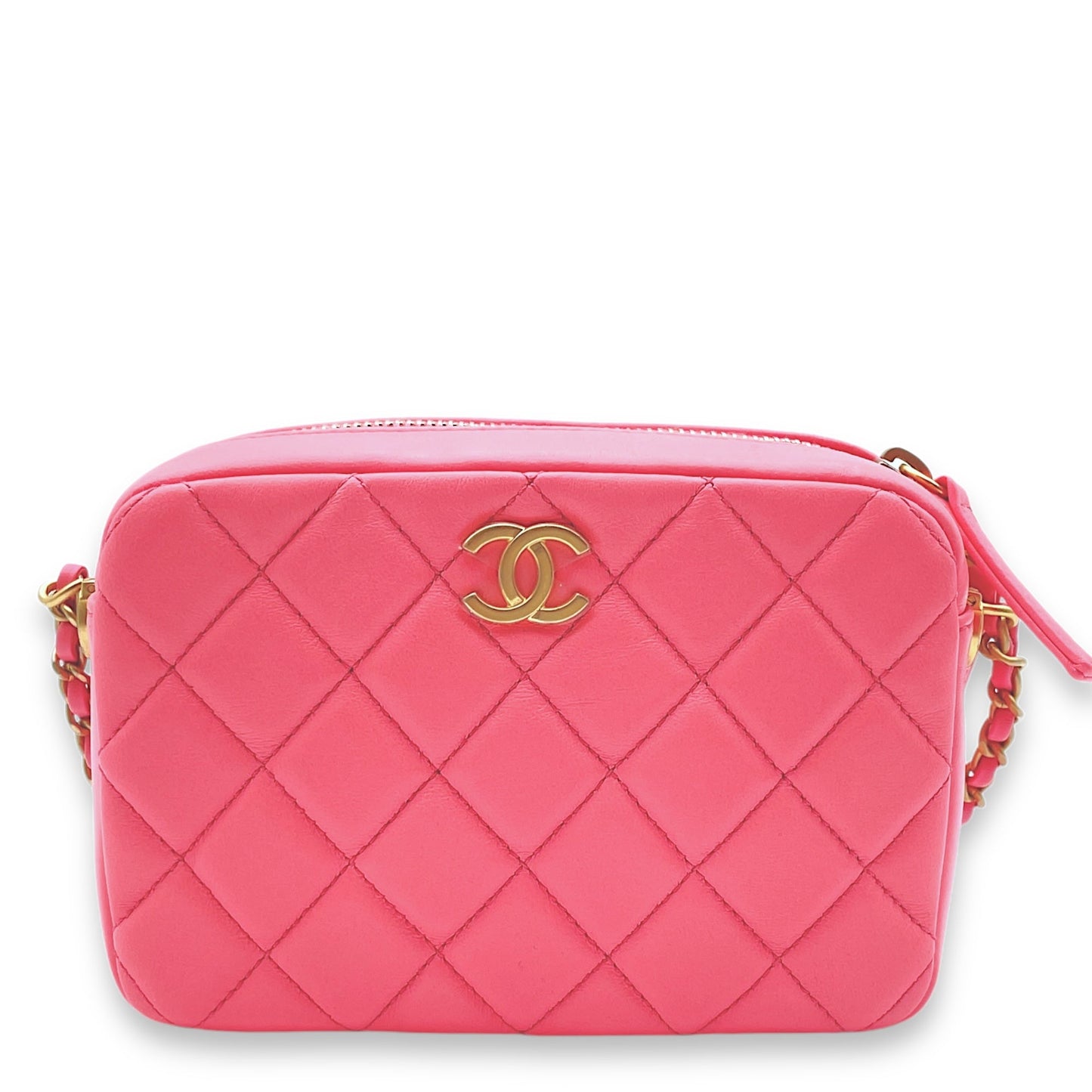 Pearl Crush Camera Pink Crossbody Bag in Lambskin, Gold hardware