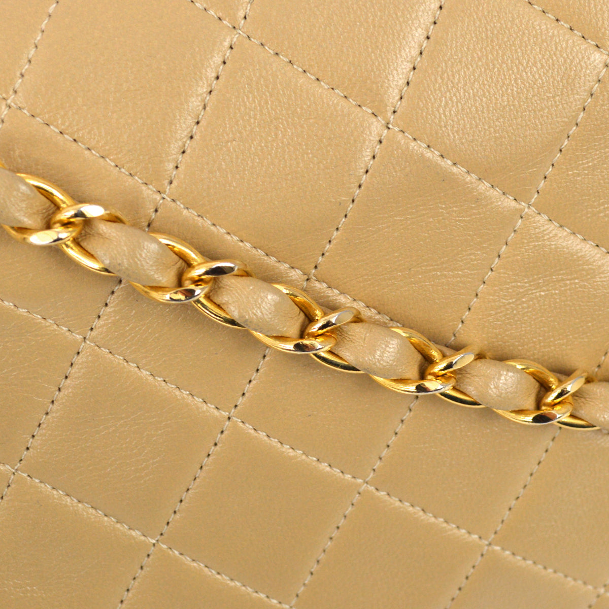Chanel 1989-1991 Beige Lambskin Turnlock Small Full Flap Shoulder Bag