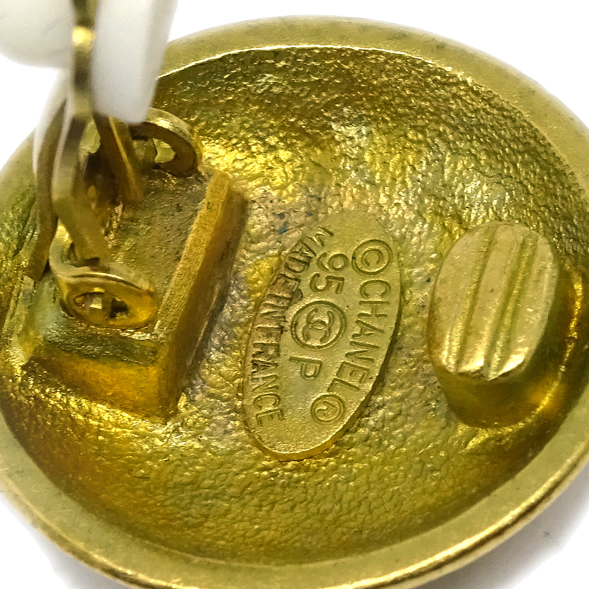 Chanel Gold Button Earrings Clip-On 95P