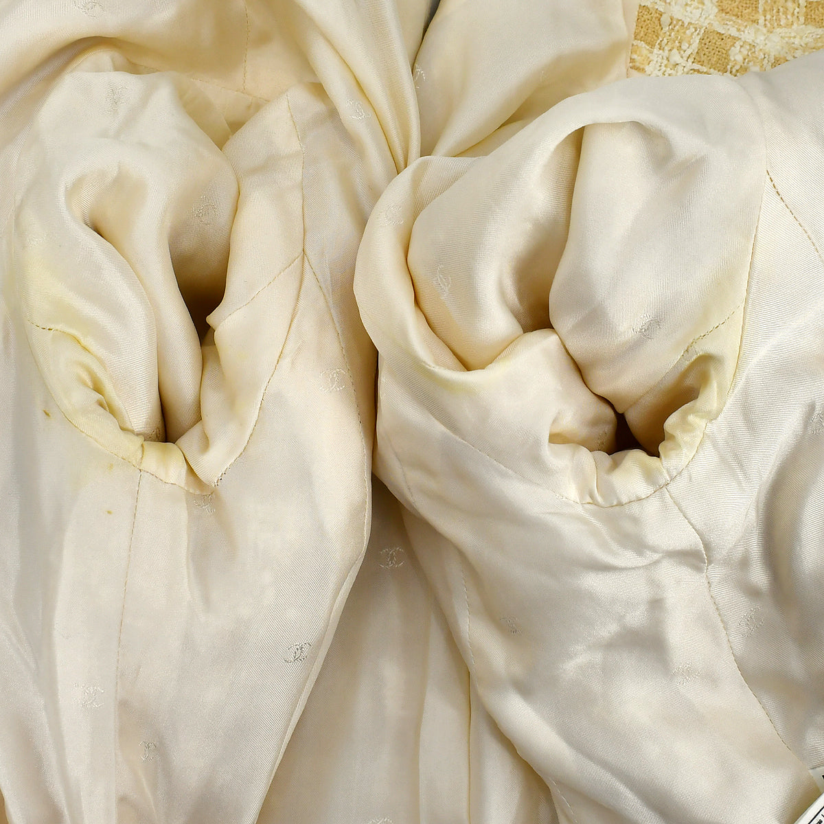 Chanel Setup Suit Jacket Skirt Ivory 96P #38 #40