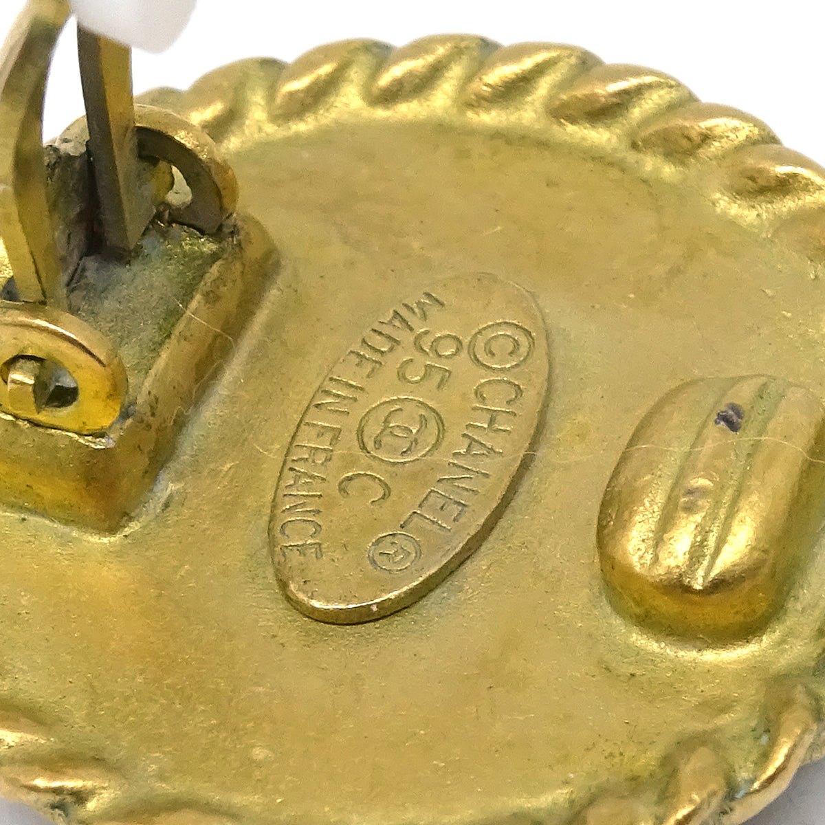 Chanel Gold Black Button Earrings Clip-On 95C