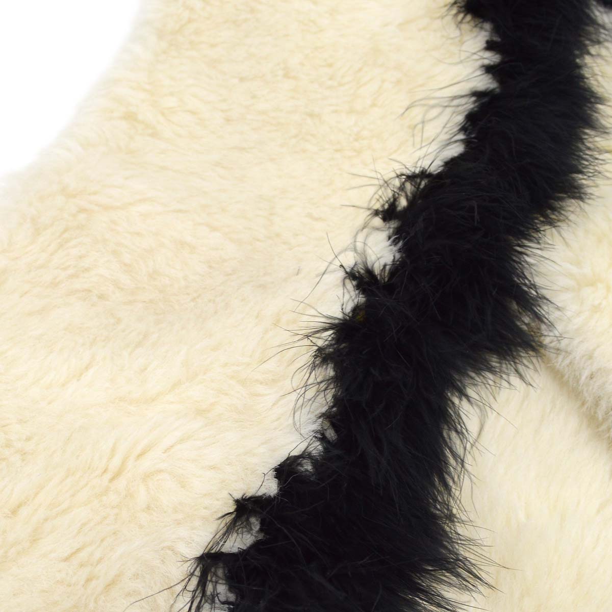 Chanel Fur Shawl Muffler Stole White Small Good