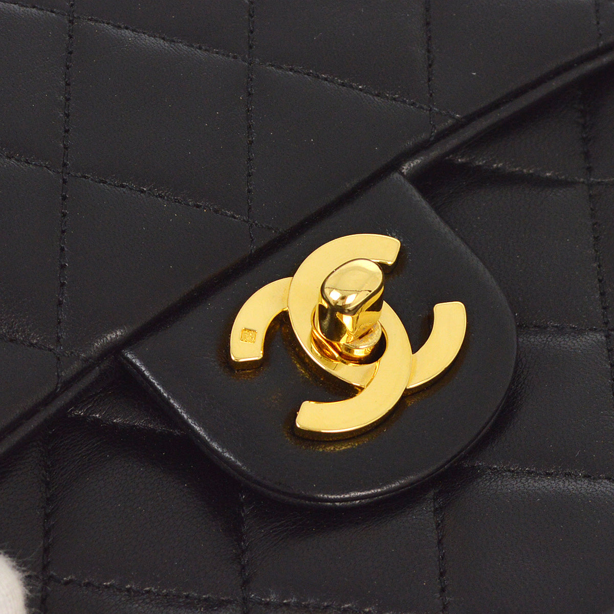 Chanel 1994-1996 Black Lambskin Mini Classic Square Flap Shoulder Bag 17