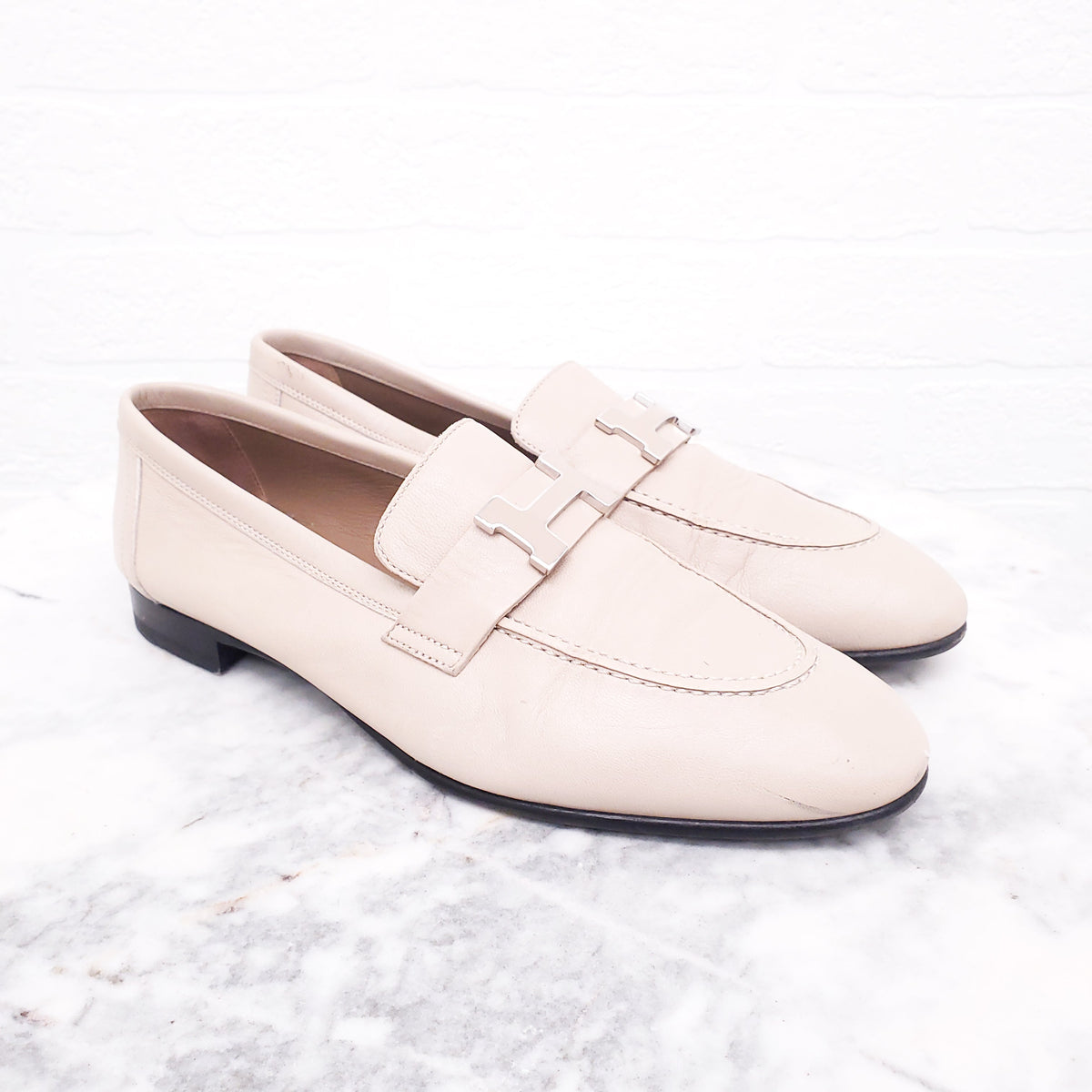HERMÈS CREAM H LOAFERS - SIZE 36.5
