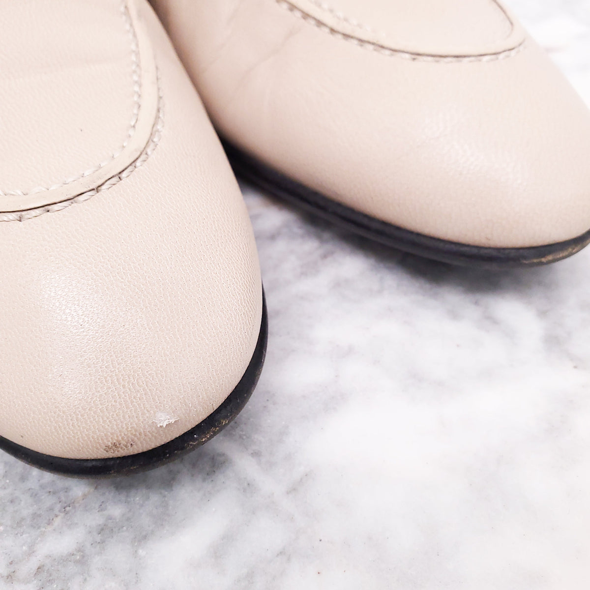 HERMÈS CREAM H LOAFERS - SIZE 36.5