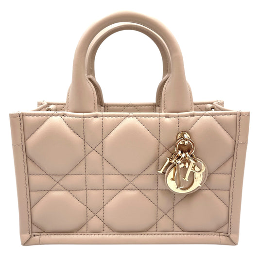 Book Tote Mini Beige in Macrocannage calf, Gold hardware