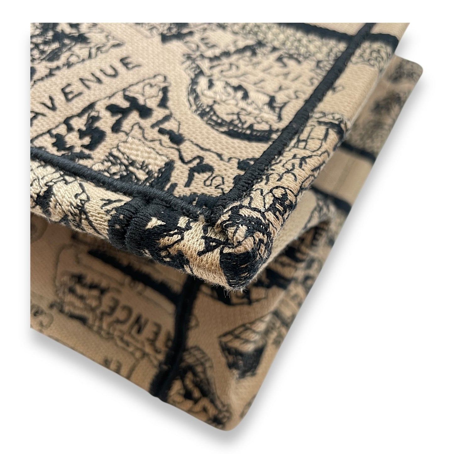 Book Tote Small Beige/Black, Plan De Paris Embroidery in Canvas