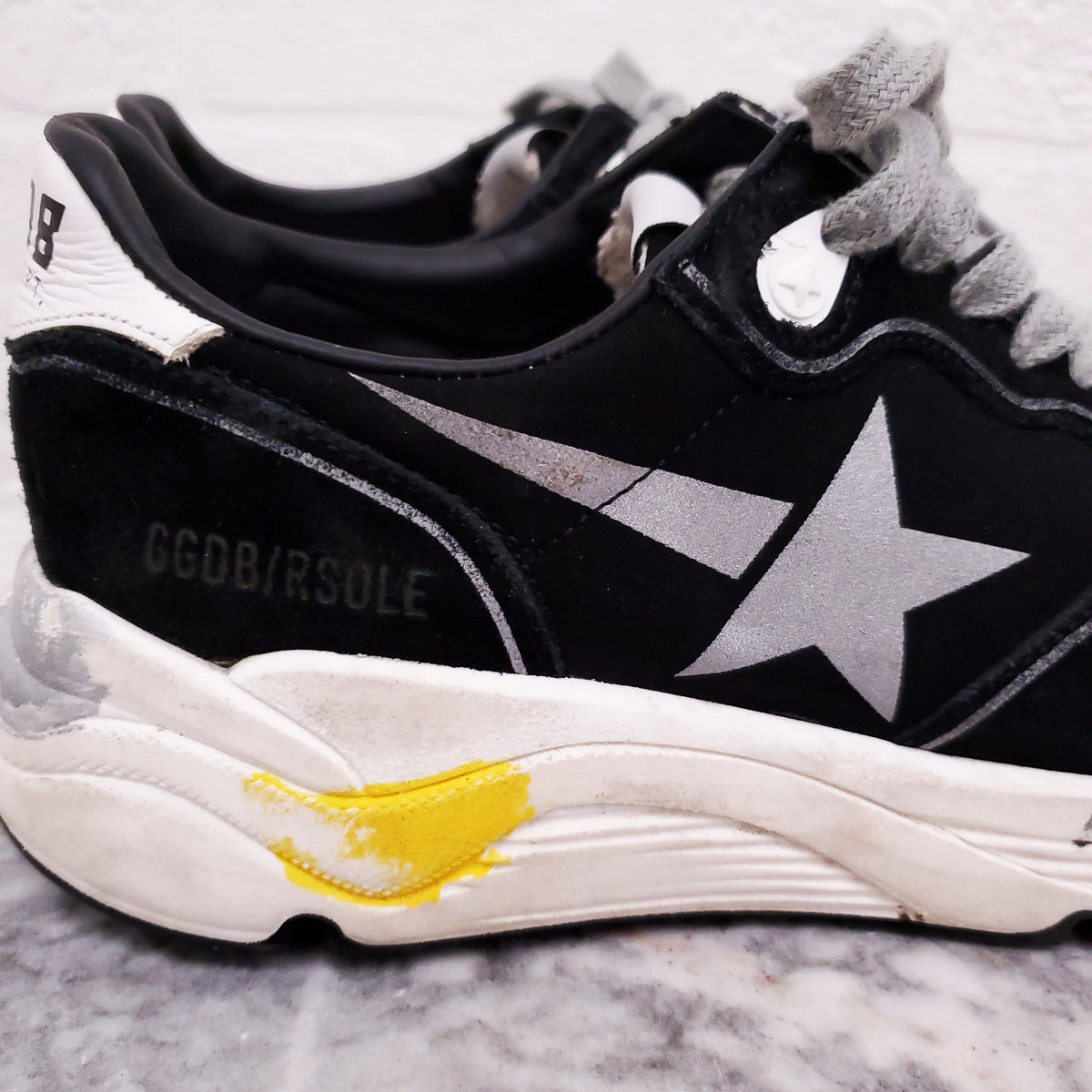 GOLDEN GOOSE BLACK ‘RUNNING’ SNEAKERS - SIZE 37