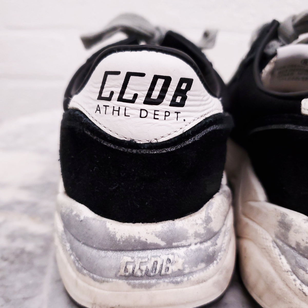 GOLDEN GOOSE BLACK ‘RUNNING’ SNEAKERS - SIZE 37