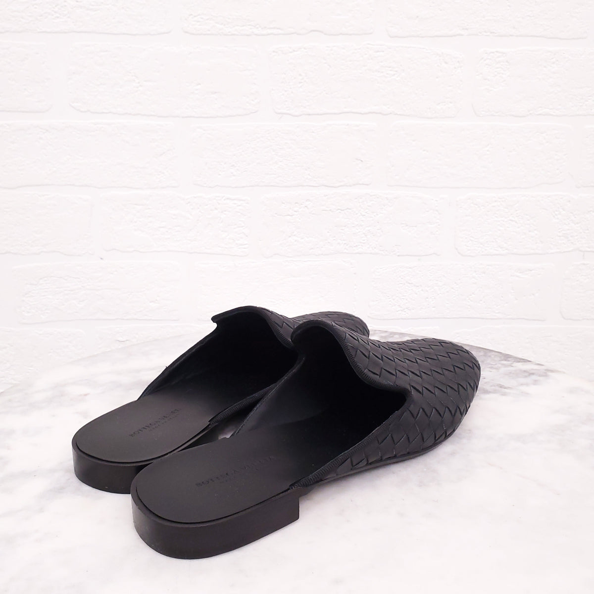 BOTTEGA VENETA BLACK 'SUNDAY SLIPPER' - SIZE 38