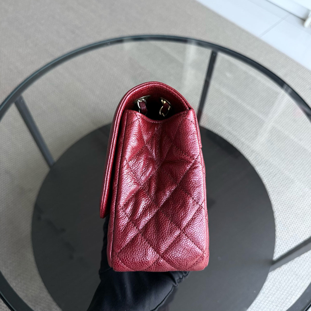 Chanel Seasonal Two-tone Flap - Caviar Quilted Grained Calfskin Red Gold Hardware Series 21