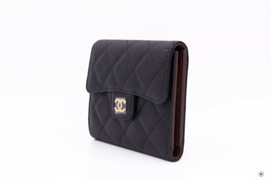 Chanel AP Y Classic Fold Wallet (old Model: A) Black Caviar Short Wallet Ghw