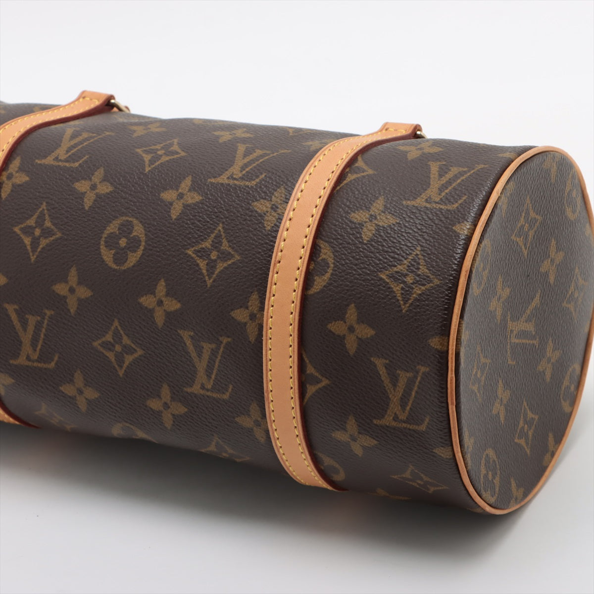 Louis Vuitton Monogram Papillon 26 M51386