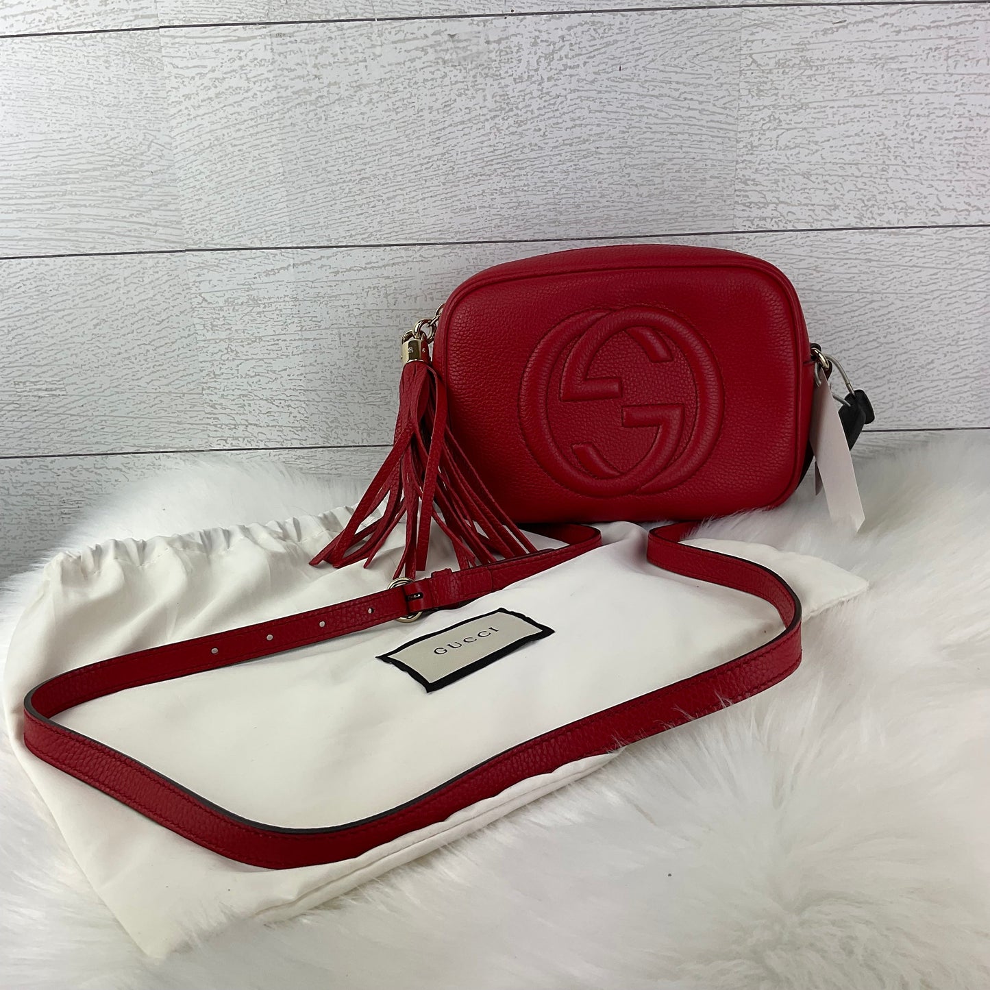 Crossbody Designer By Gucci, Size: Medium