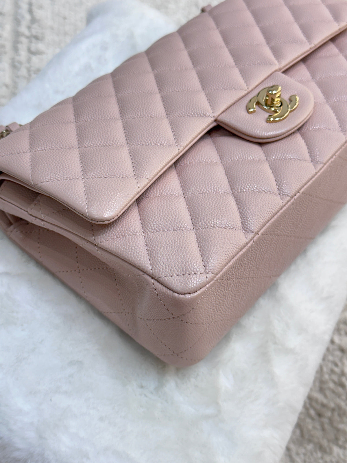 Chanel Medium Caviar Quilted Double Flap Light Pink 21Ｃ