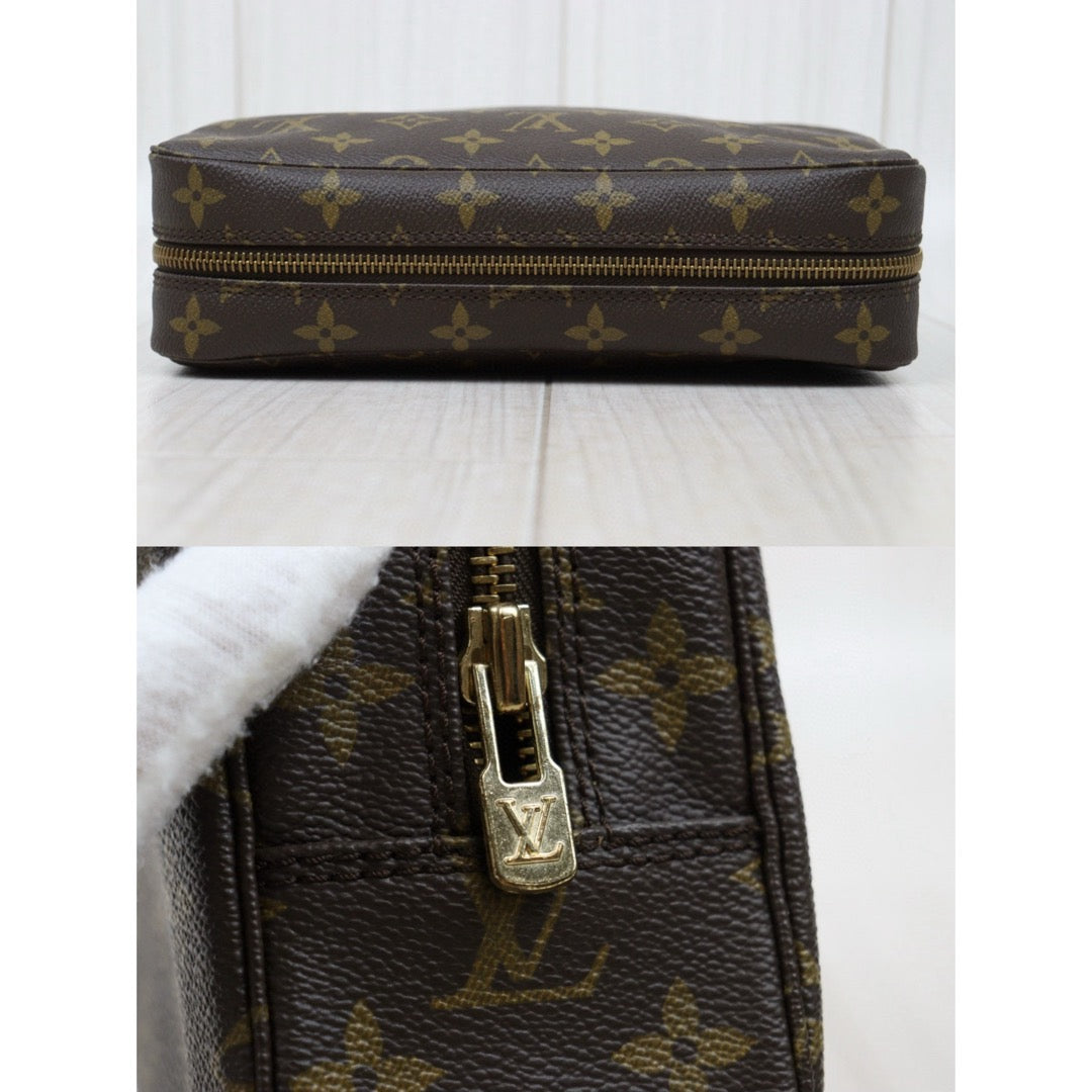 Very Good ( Rank A)｜ LV Truth Toilet 23 Monogram Makeup Pouch｜Q25040304