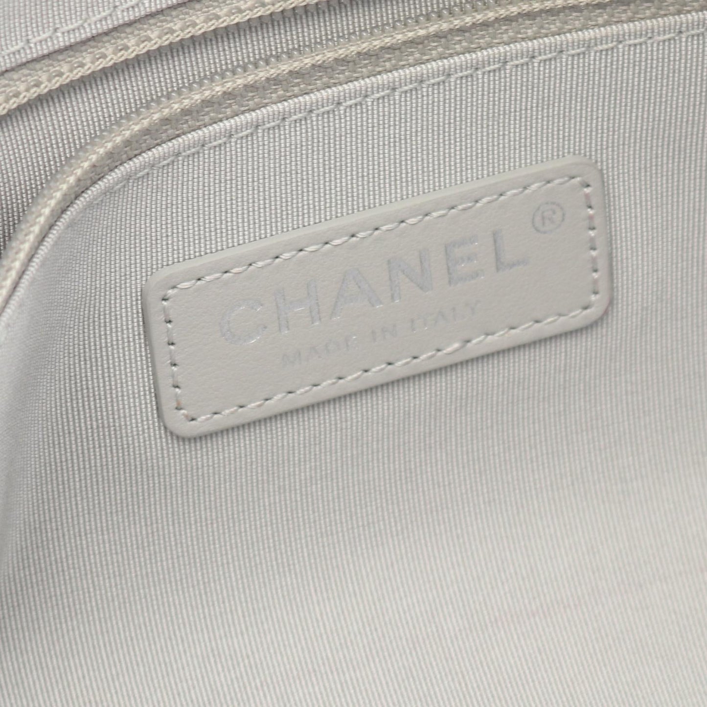 Chanel AS1779 Leather Shoulder Bag