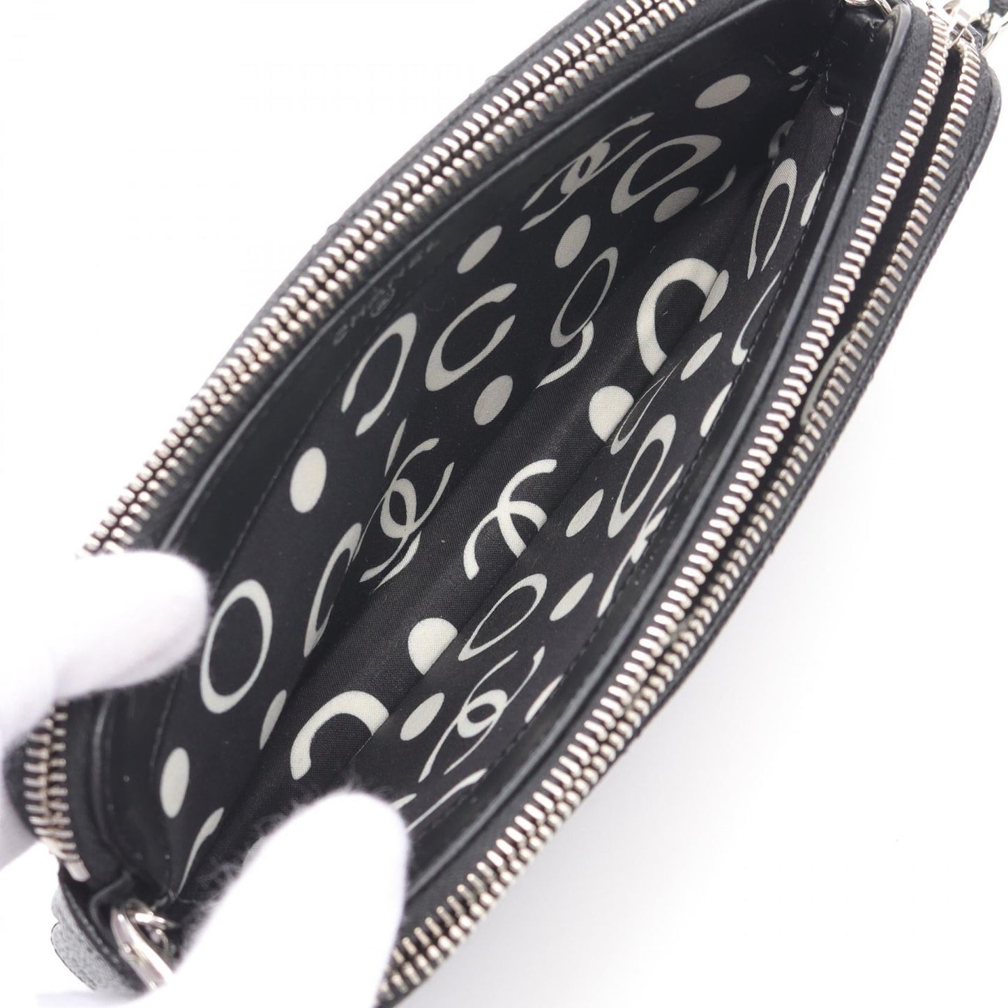 Chanel Matelasse Leather Shoulder Bag