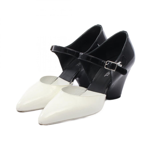 Chanel Coco Mark Patent Leather Mule